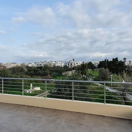 Markellas Apartment Ampavris
