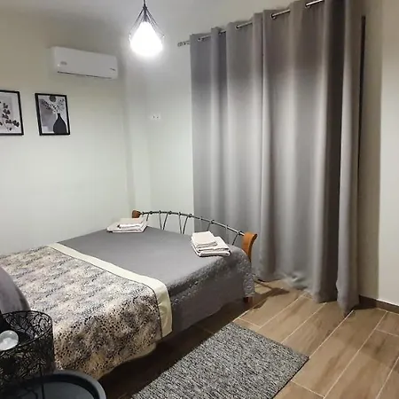 Markellas Ambávrisz